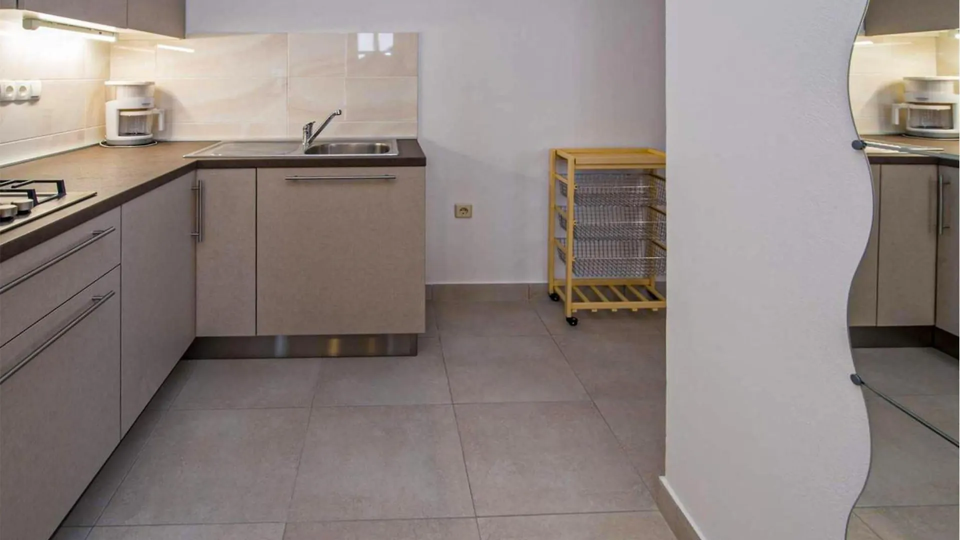 1 Bedroom Cozy Apartment In Vrbnik Croatia