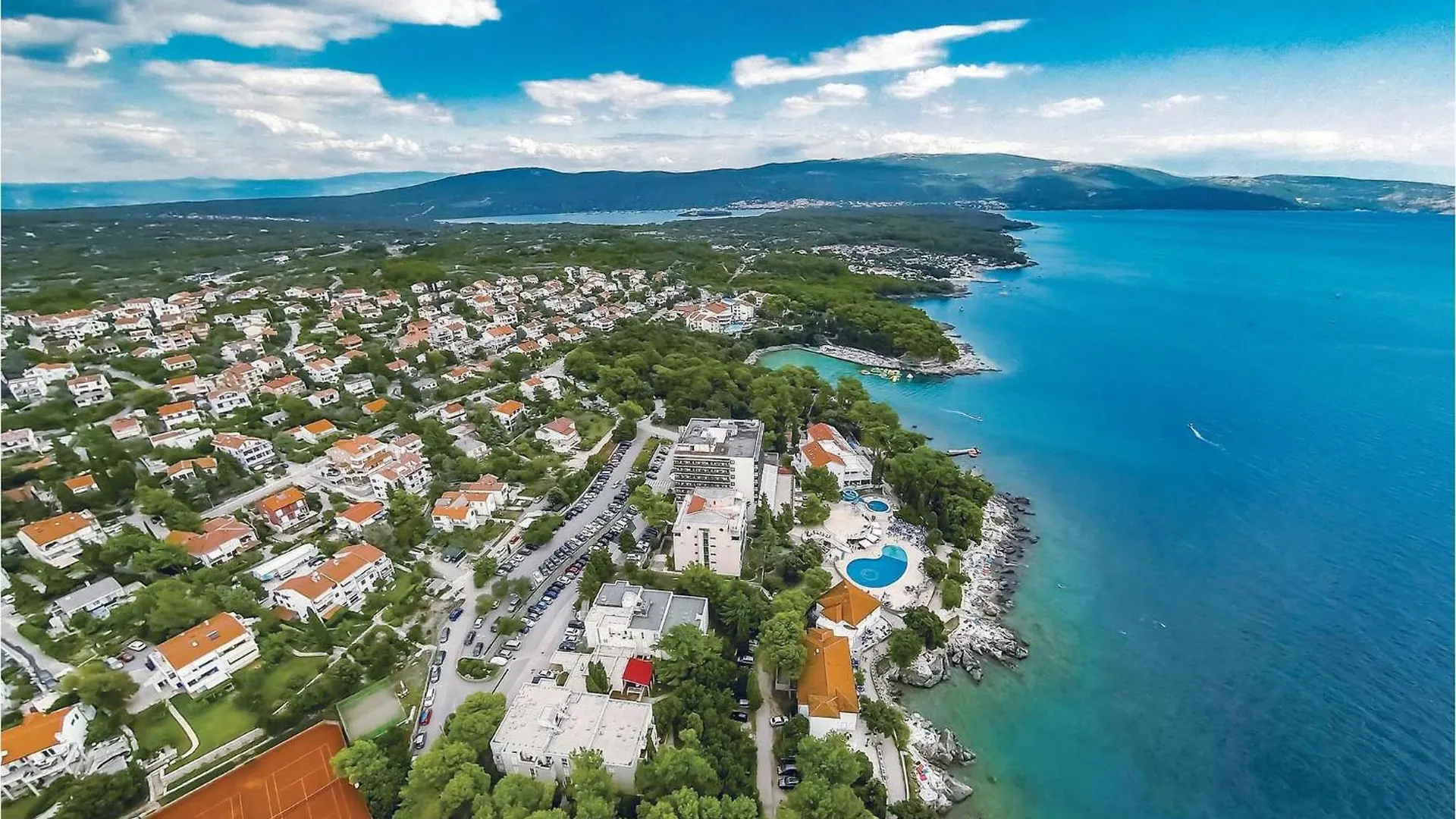 1 Bedroom Cozy Apartment In Vrbnik